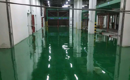 11月乌苏乌苏环氧地坪施工高峰来袭，梦得来化工多项目同步推进保交付